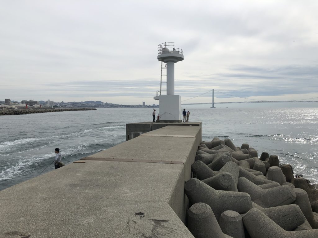 明石新波止 明石海峡でショアジギング 青物ポイントやタックルを解説 Hajimeのバス釣りブログ